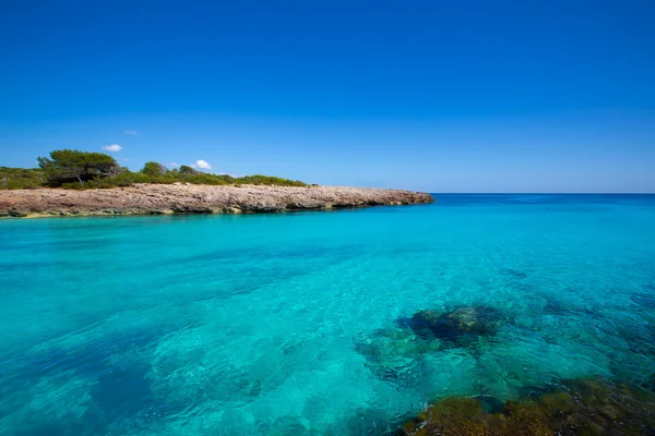 Menorca cala des talaier strand in ciutadella auf balearen — Stockfoto