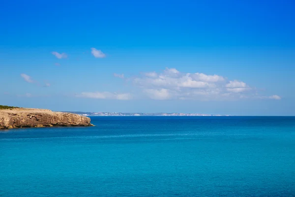 Μενόρκα talaier παραλία cala des στη Θιουταντέγια στις Βαλεαρίδες — Φωτογραφία Αρχείου