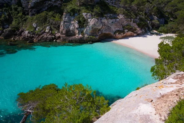 Cala Macarelleta em Menorca nas Ilhas Baleares — Fotografia de Stock