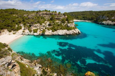 Cala macarelleta Balear Adaları, menorca içinde