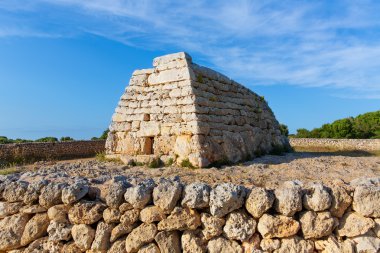 Menorca ciutadella naveta des tudons megalitik mezar