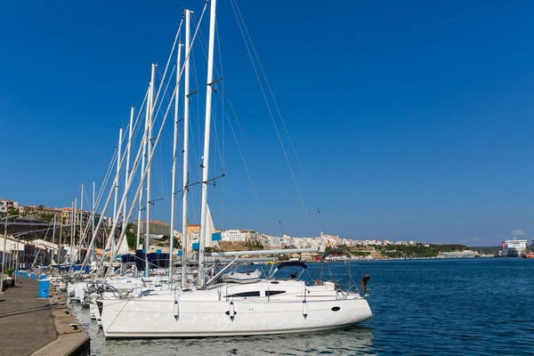 Mao přístavu mahon v menorca na Baleárské ostrovy — Stock fotografie