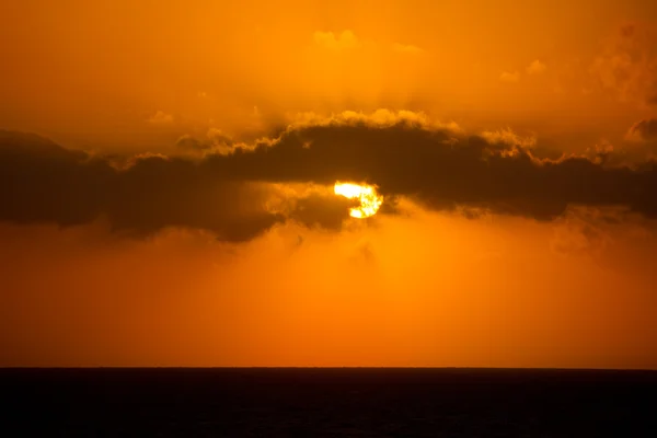 Golden orange sunset with sun in Mediterranean — Stock Photo, Image