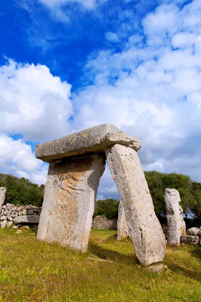 Menorca taules van talati de dalt prehistorische tabellen — Stockfoto