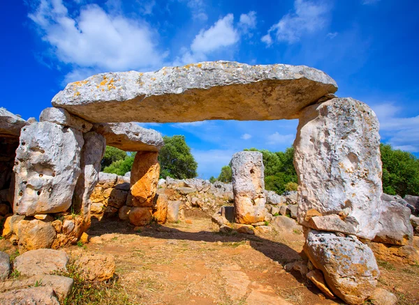 Taules menorca torre de gaumes galmes na Balearach — Zdjęcie stockowe