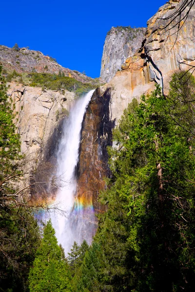 Yosemite Bridalveil fall waterfall California — Stock Photo, Image