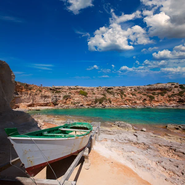 Φορμεντέρα cala en baster στις Βαλεαρίδες Νήσους της Ισπανίας — Φωτογραφία Αρχείου