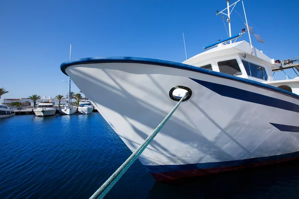 Formentera przystani łodzi rybackich trawlerów — Zdjęcie stockowe