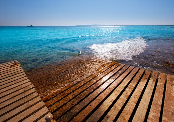 Spiaggia di Formentera Mitjorn con Mediterraneo turchese — Foto Stock