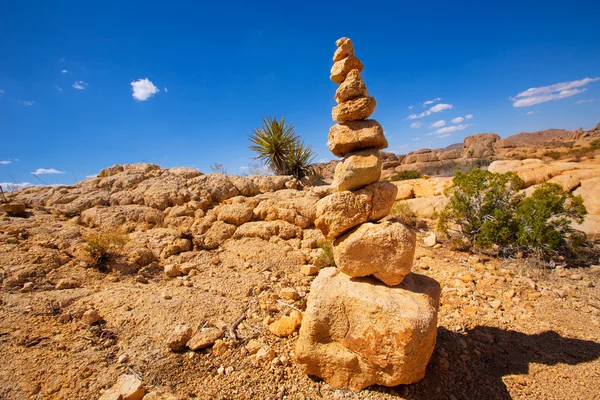 Berg van stenen in joshua tree national park Californië — Stockfoto