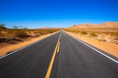 pustyni Mohave przez route 66 w Kalifornii usa