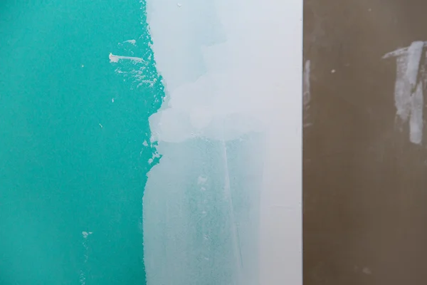 녹색 석고 솔 기에 소수 성 석고판 건식 벽체 — 스톡 사진
