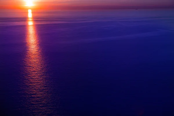 Zonsondergang zonsopgang boven de Middellandse Zee — Stockfoto