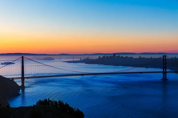 Golden gate brug san francisco zonsopgang Californië — Stockfoto