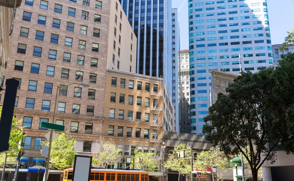 San Francisco Gebäude in der Innenstadt von Kalifornien — Stockfoto