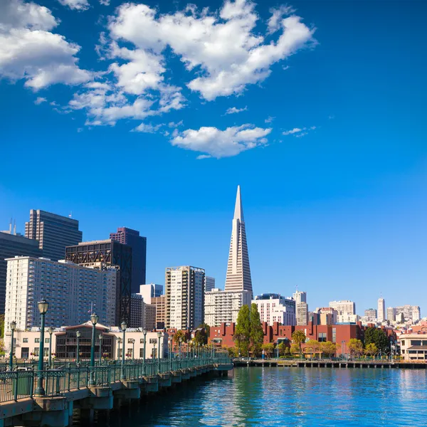 San Francisco downtown from pier 7 California — Stock Photo, Image