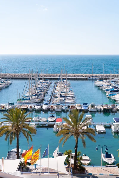 Moraira alicante přístavu marina nautic vysoko ve Středomoří — Stock fotografie