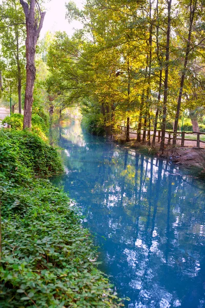 Liria san vicente de lliria říční jezero ve Valencii — Stock fotografie