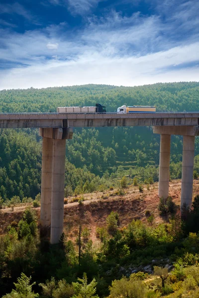 Viaducto de bunol in Autovía a-3 weg valencia — Stockfoto