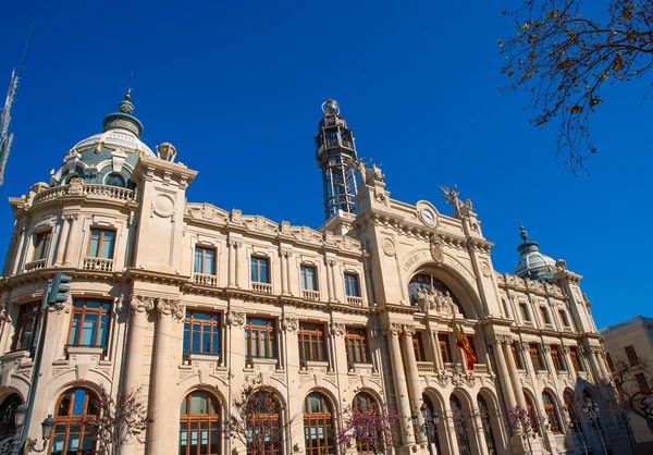 Correos budynku w Walencji w centrum plaza ayuntamiento — Zdjęcie stockowe