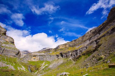 Monte perdido valle de ordesa soaso sirk pyrenees huesca