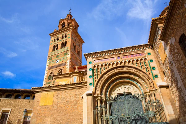 Teruel mudejarstil katedralen santa maria — Stockfoto