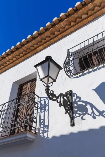 Altea antiguo pueblo en blanco típico mediterráneo en Alicante —  Fotos de Stock