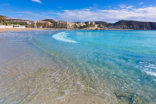 Strand van Moraira playa la ampolla in teulada alicante Spanje — Stockfoto