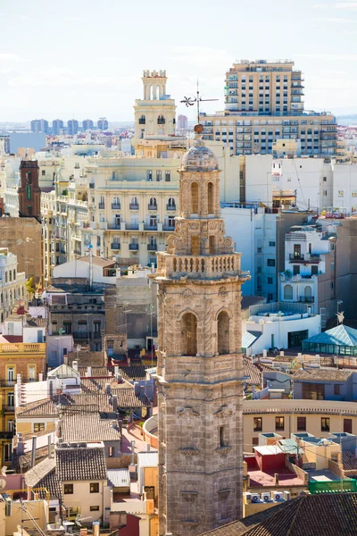Valencia antenn skyline med santa catalina klockstapeln tornet — Stockfoto
