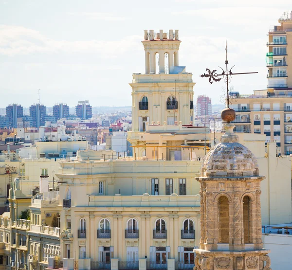 Skyline aérienne de Valence avec tour de beffroi de Santa Catalina — Photo