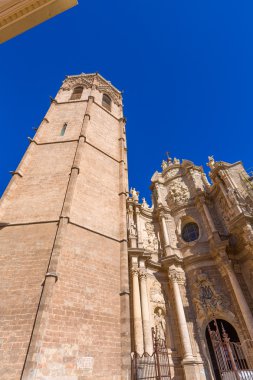 Valencia Katedrali ve plaza de la Reina miguelete