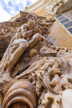 Valencia palacio marques de dos aguas saray cephe