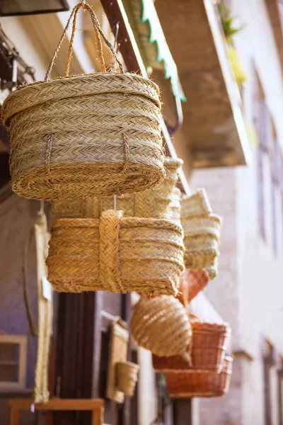 Valencia traditional esparto crafts near Mercado Central — Stock Photo, Image