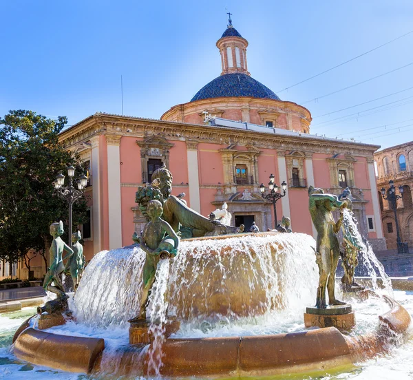 Valencia neptuno fontän i plaza de la virgen torget Spanien — Stockfoto