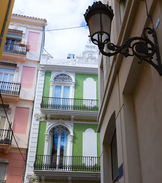 Valencia tapineria straat in de buurt van plaza de la reina, Spanje — Stockfoto