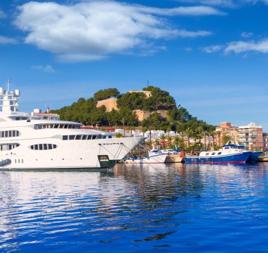 Denia port castle hill alicante il İspanya ile