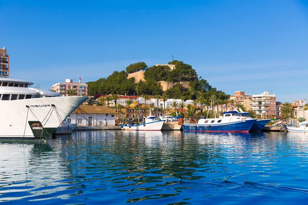 Denia λιμάνι με κάστρο λόφο Αλικάντε επαρχία Ισπανία — Φωτογραφία Αρχείου