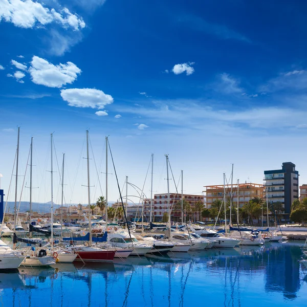 Катера Gandia Nautico Marina в средиземноморской Испании — стоковое фото