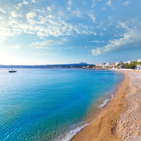 Javea Хавеа playa la grava пляж в Аликанте Испания — стоковое фото