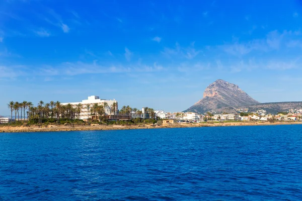 Javea Xabia skyline desde el mar Mediterráneo España — Foto de Stock