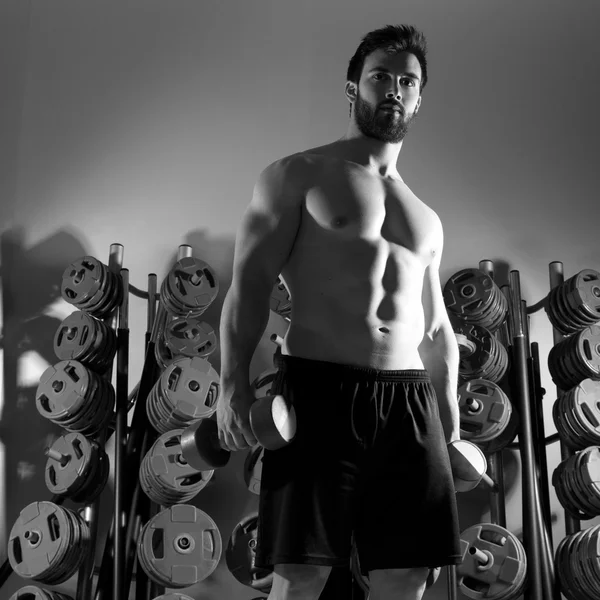 Dumbbell homem treino fitness no ginásio — Fotografia de Stock