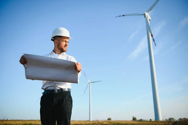 Ingeniero Energía Está Trabajando Con Turbinas Eólicas — Foto de Stock