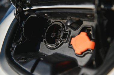 Electric Car Plug Fixing Menteşeli Lid Low Contact, EV Connector tip 1 ve şarj