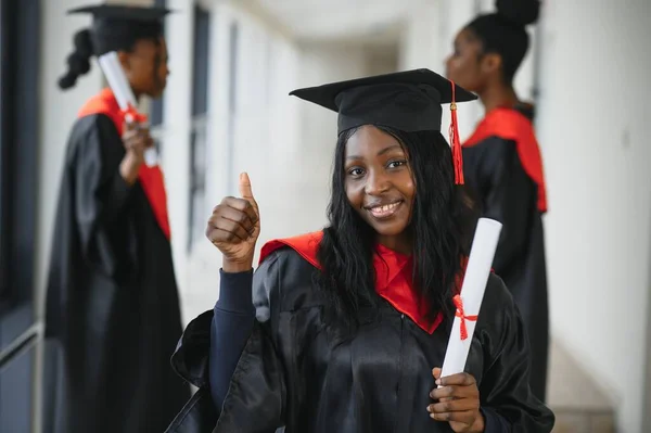 Educación Graduación Concepto Personas Grupo Estudiantes Internacionales Felices Con Diplomas —  Fotos de Stock