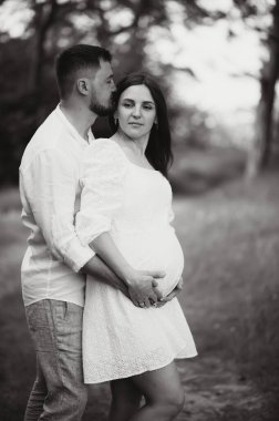 gün batımı sırasında hoş gelecek anne portresi.