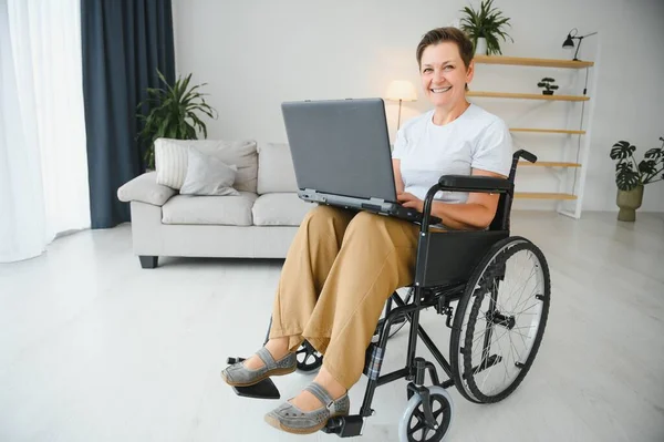 Middle Age Grey Haired Disabled Woman Having Video Call Sitting — Stock Photo, Image