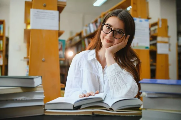 Education High School University Learning People Concept Smiling Student Girl — ストック写真