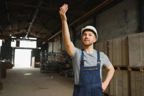 Male Warehouse Worker Portrait Warehouse Storage — Stock Photo, Image