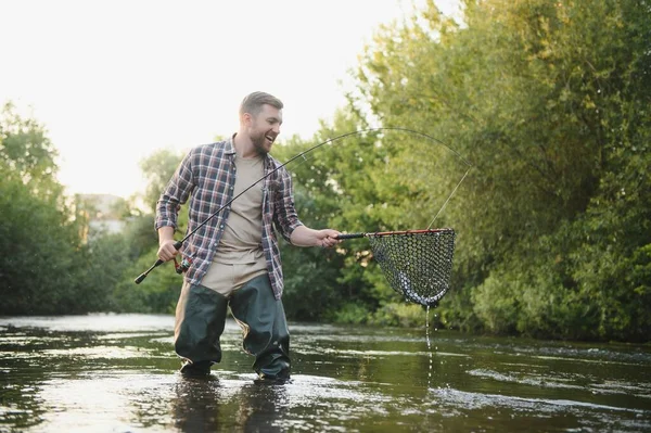 Man Fishing Rod Fisherman Men River Water Outdoor Catching Trout — Φωτογραφία Αρχείου