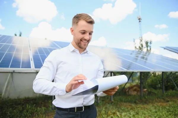 Portrait Proud Engineer Smiles Satisfied His Successful Work Concept Renewable — Zdjęcie stockowe